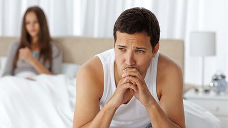 Problemi nel letto di un uomo a causa della prostatite